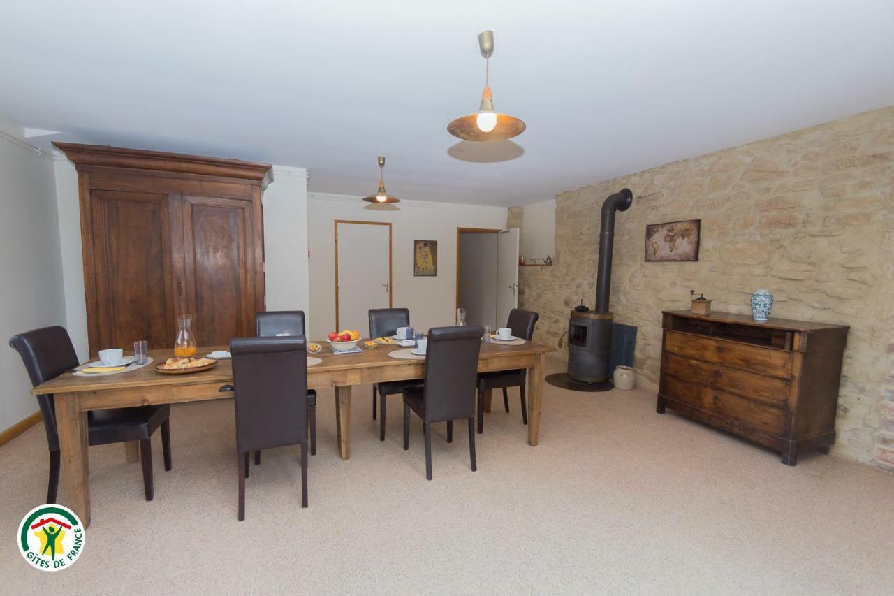 Au Bonheur Du Cedre Hotel Saint-Lattier Kültér fotó